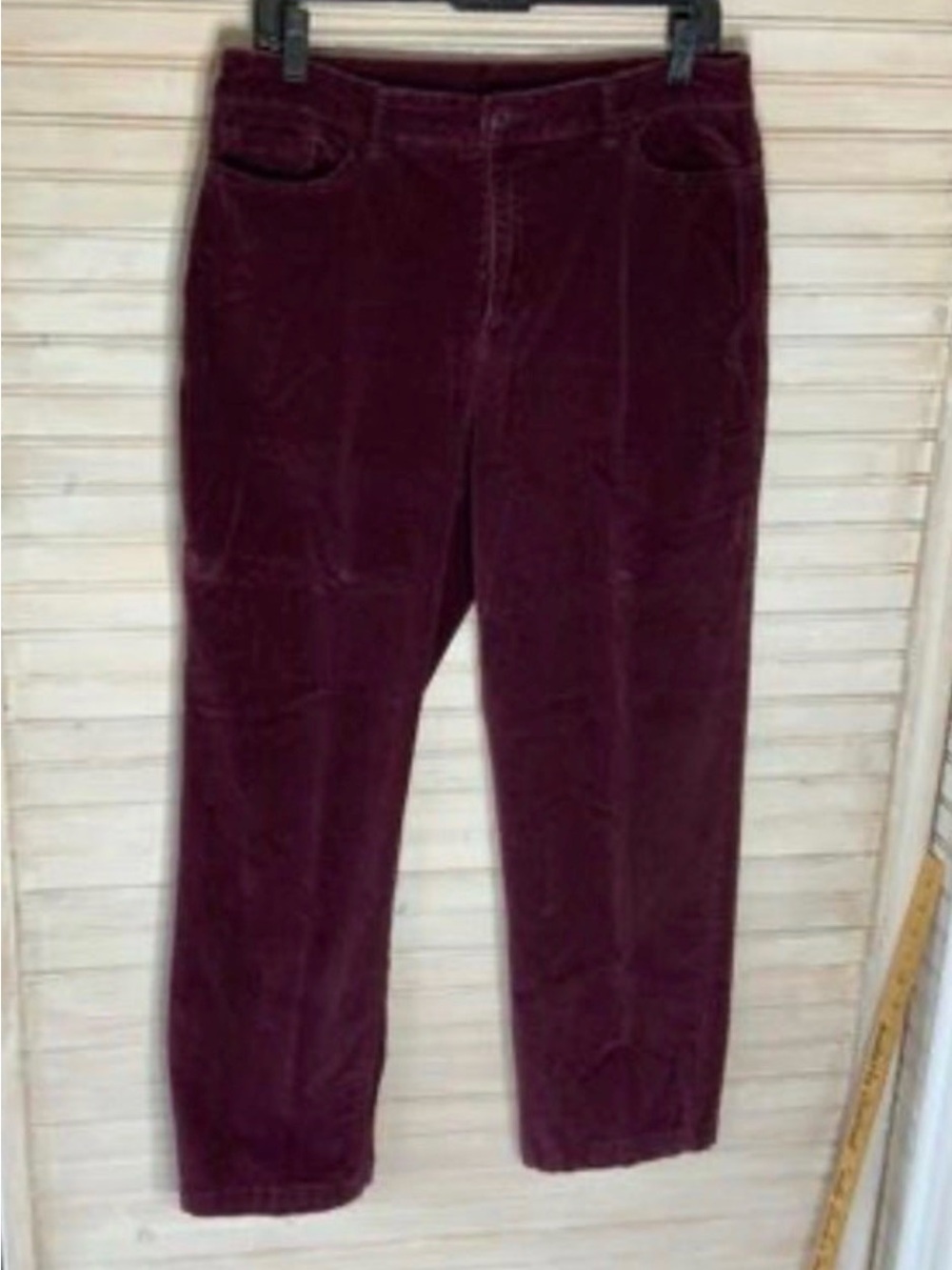 croft & barrow Women's 12 Short Straight Leg Corduroy Pants - Deep Burgundy